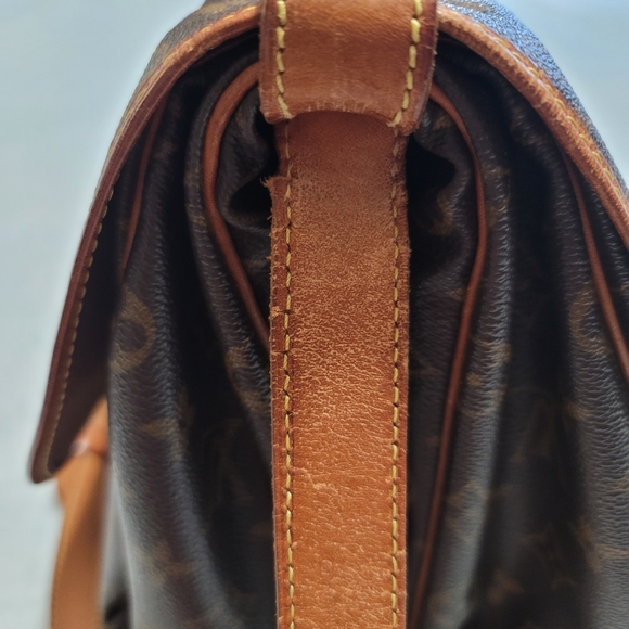 LV Saumur 35 - Picture 7 of 8